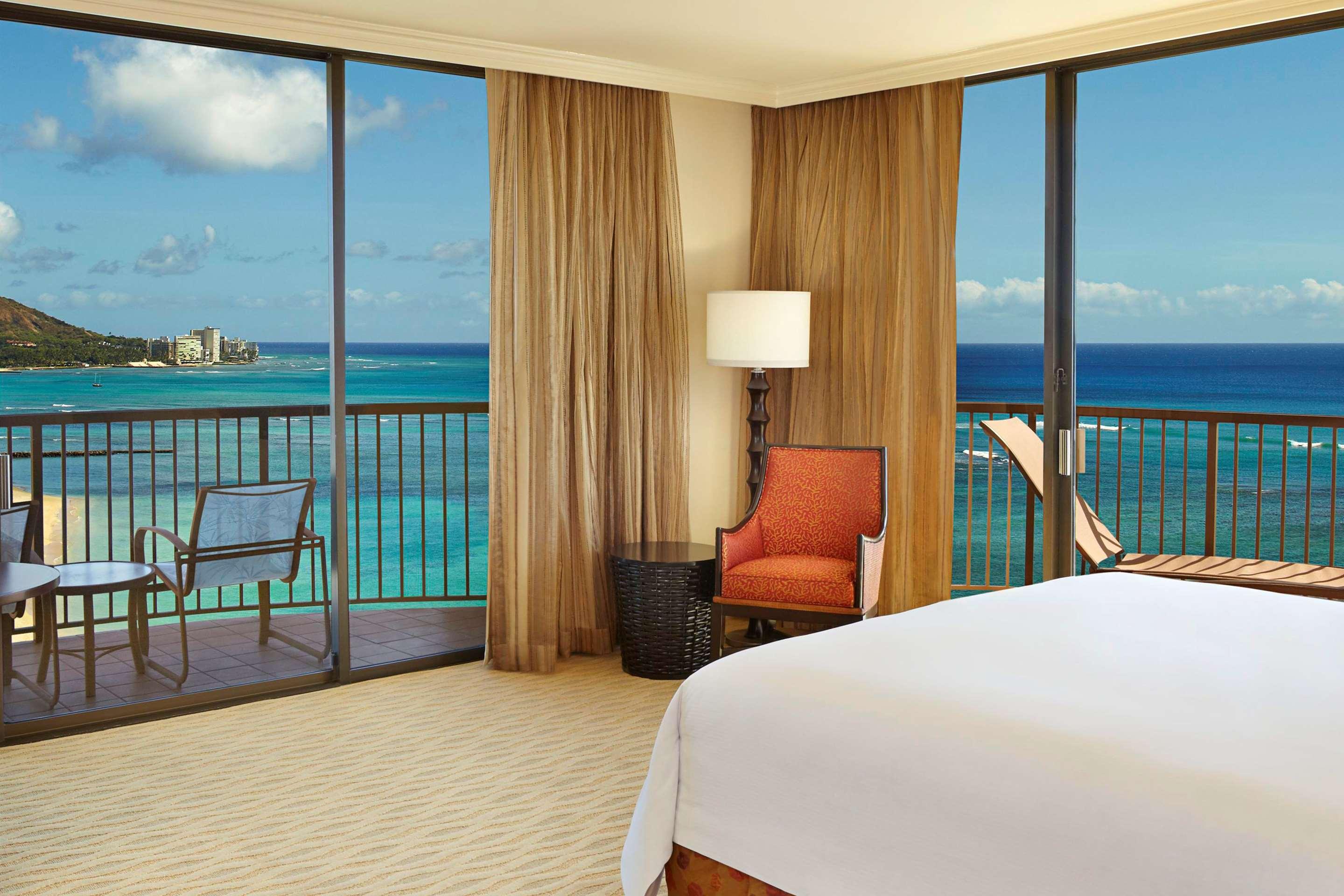 Rainbow Suite at Hilton Hawaiian Village Waikiki Beach Resort