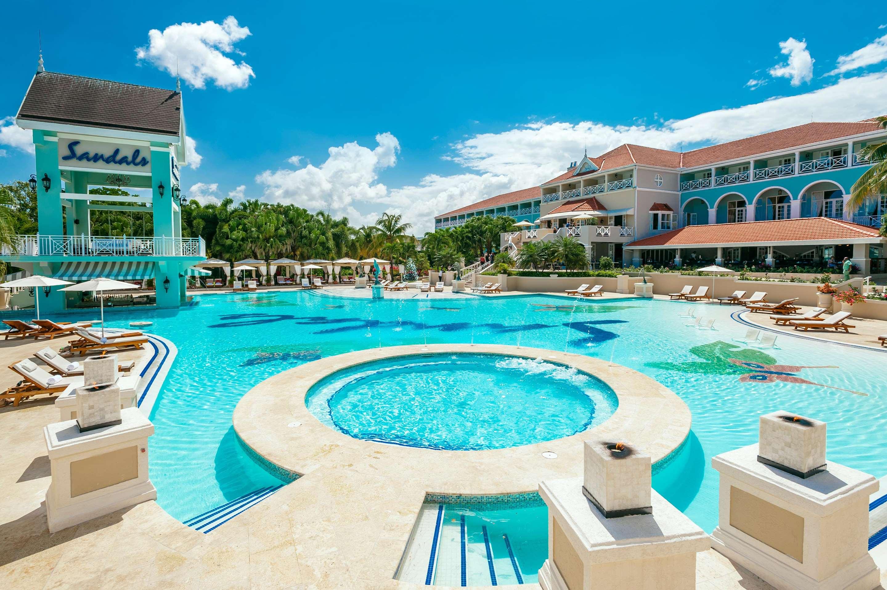 Private Airport Transfer to Sandals Dunn's River Resort, Ocho Rios - JAMAICA