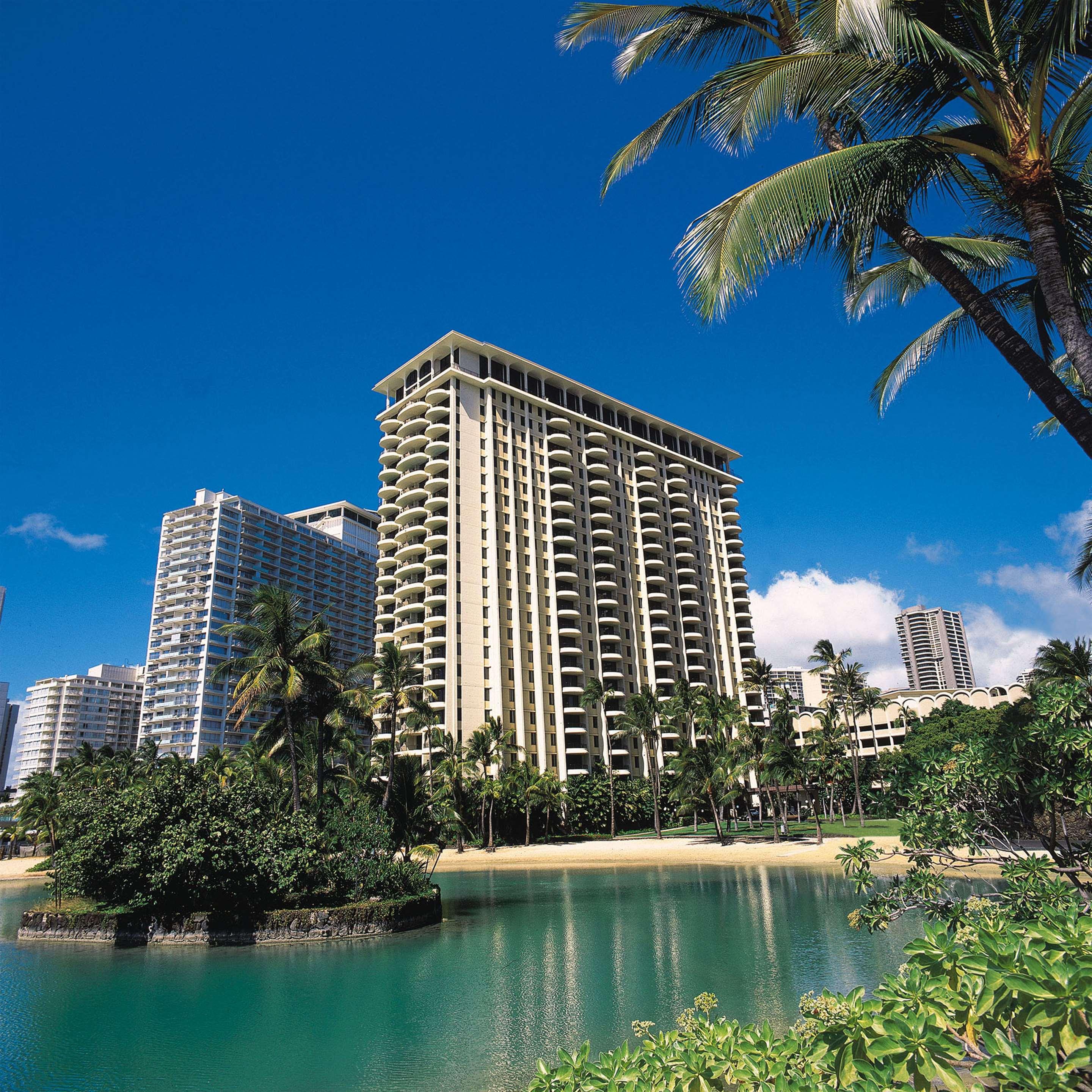 WHERE TO EAT  Hilton Hawaiian Village Waikiki Beach Resort 