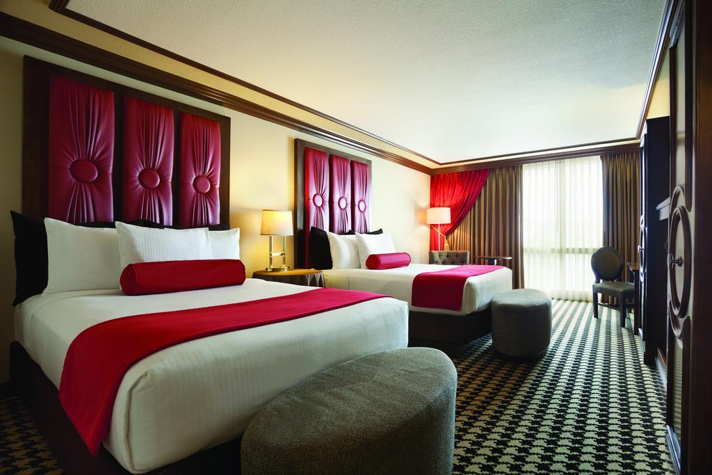 Red Room at Paris Las Vegas